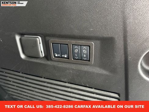 Used 2025 GMC Yukon Denali image 42