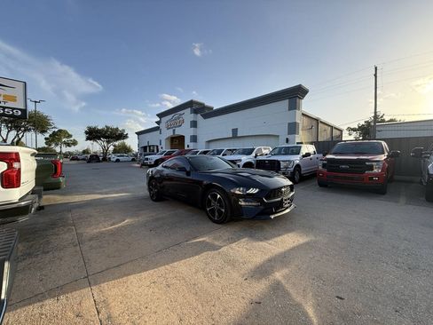 Used 2022 Ford Mustang Coupe w/ Equipment Group 101A RWD image 37