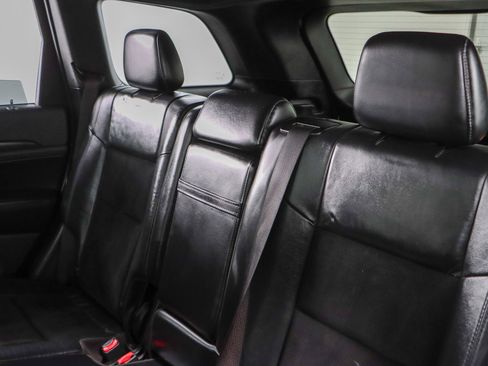 Used 2018 Jeep Grand Cherokee Altitude image 25