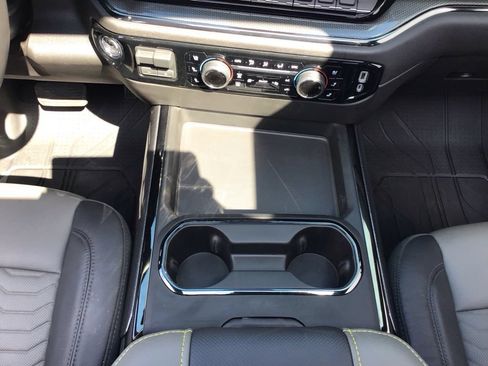 Used 2026 Chevrolet Silverado 2500 ZR2 w/ LPO, Dark Essentials Package AWD/4WD image 18