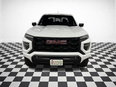 New 2026 GMC Canyon Elevation w/ Convenience Package image 3