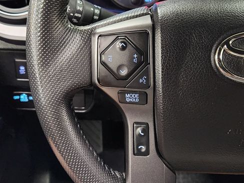 Used 2021 Toyota Tacoma TRD Sport w/ Technology Package RWD image 38