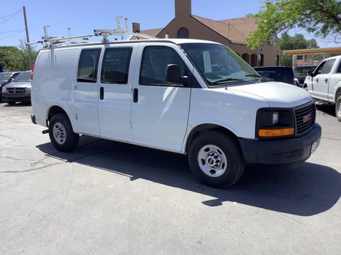 Used 2012 GMC Savana 2500 RWD image 8