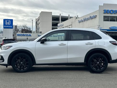 Used 2023 Honda HR-V Sport image 7
