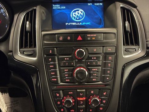 Used 2018 Buick Cascada Premium FWD image 2
