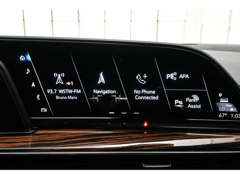 Used 2021 Cadillac Escalade Premium Luxury AWD/4WD image 55