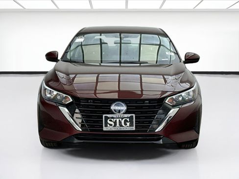 Used 2025 Nissan Sentra SV FWD image 2