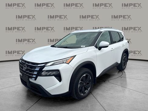 Used 2026 Nissan Rogue SV w/ SV Premium Package AWD/4WD image 1