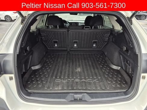 Used 2022 Subaru Outback Premium AWD/4WD image 9