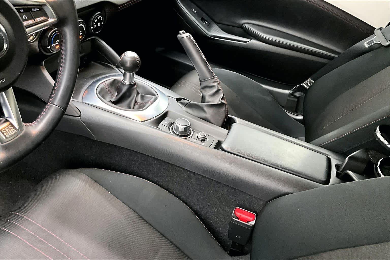Used 2016 MAZDA MX-5 Miata Club w/ Brembo/BBS Package RWD image 16