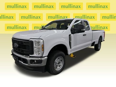 New 2026 Ford F250 XL w/ XL Chrome Package image 13