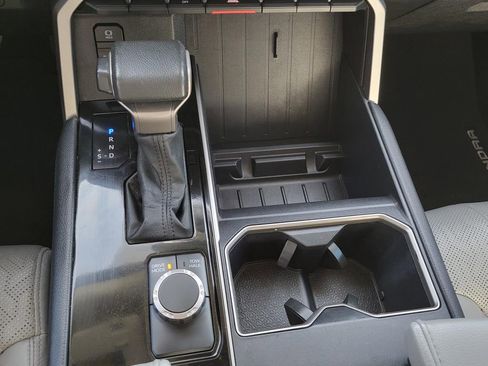 Used 2022 Toyota Tundra Limited image 28