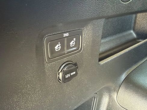 Used 2025 Kia Telluride S AWD/4WD image 12