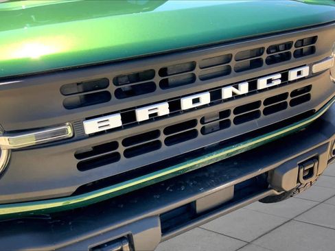 Used 2022 Ford Bronco Black Diamond AWD/4WD image 36