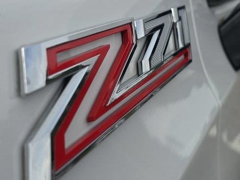 Used 2021 Chevrolet Tahoe Z71 AWD/4WD image 9