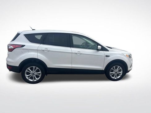 Used 2017 Ford Escape SE AWD/4WD image 8