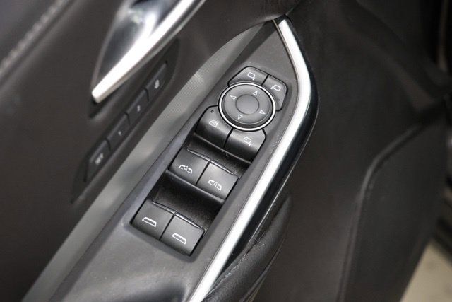 Used 2023 Cadillac XT4 Premium Luxury w/ Driver Assist Package AWD/4WD image 18