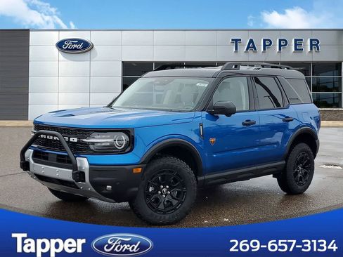 New 2025 Ford Bronco Sport Badlands w/ Sasquatch Badlands Package image 1