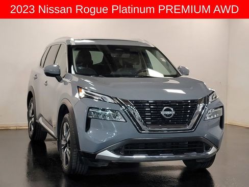 Used 2023 Nissan Rogue Platinum w/ Platinum Premium Package image 2