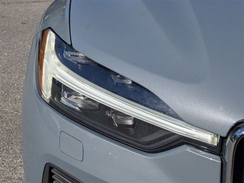 Certified 2023 Volvo XC60 B5 Plus w/ Climate Package image 10
