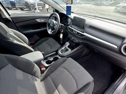 Used 2023 Kia Forte LXS FWD image 15