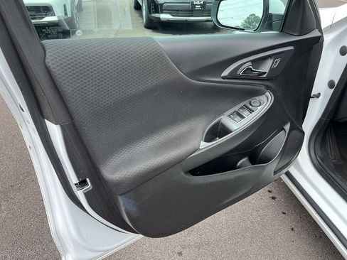 Used 2023 Chevrolet Malibu LT FWD image 11