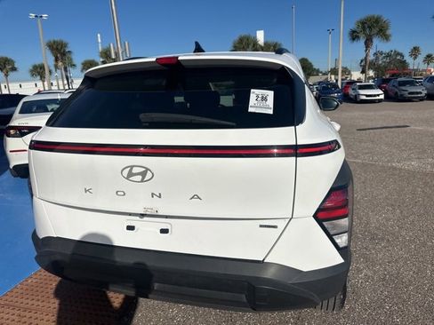 Used 2024 Hyundai Kona SEL image 43