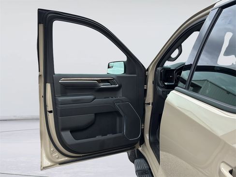 Used 2023 GMC Sierra 1500 Elevation image 20