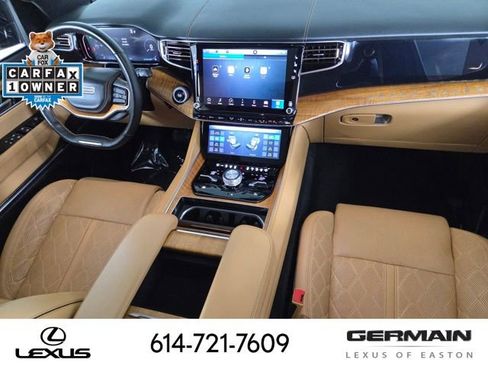 Used 2023 Jeep Grand Wagoneer Series III w/ HD Trailer Tow Package AWD/4WD image 31