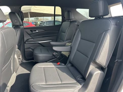 New 2026 Chevrolet Traverse LT w/ Midnight/Sport Edition image 9