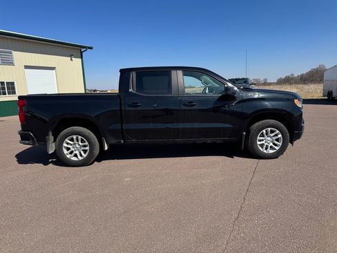 Used 2024 Chevrolet Silverado 1500 RST w/ Z71 Off-Road Package image 13