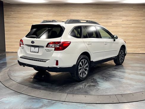 Used 2017 Subaru Outback 2.5i Limited image 26
