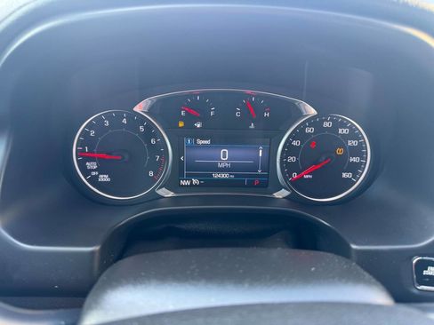 Used 2020 GMC Acadia SLE w/ Driver Convenience Package FWD image 18
