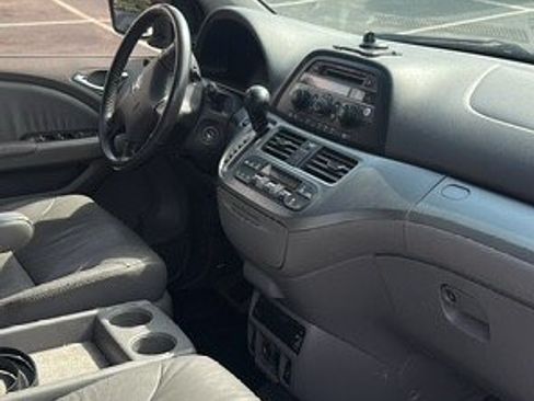Used 2010 Honda Odyssey EX-L image 10