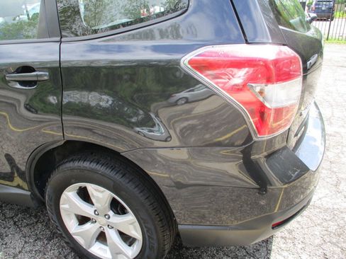 Used 2016 Subaru Forester 2.5i w/ Alloy Wheel Package AWD/4WD image 16
