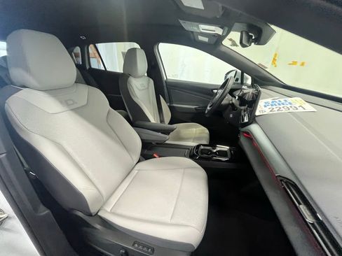 Certified 2022 Volkswagen ID.4 Pro S image 12