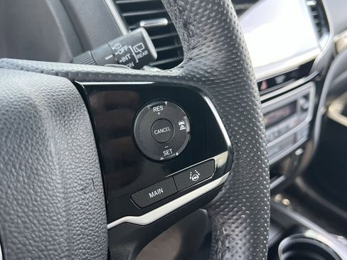 Certified 2019 Honda Passport Touring image 24