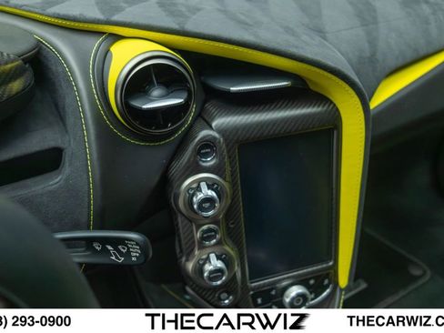 Used 2018 McLaren 720S Performance RWD image 54