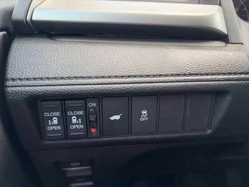 Used 2026 Honda Odyssey EX-L image 19