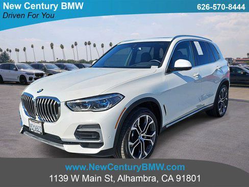 Certified 2023 BMW X5 sDrive40i w/ Executive Package image 1