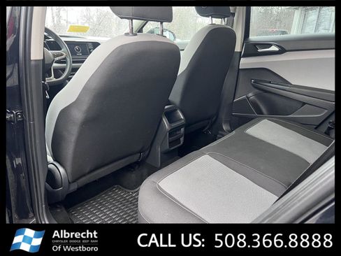 Used 2022 Volkswagen Taos S image 12