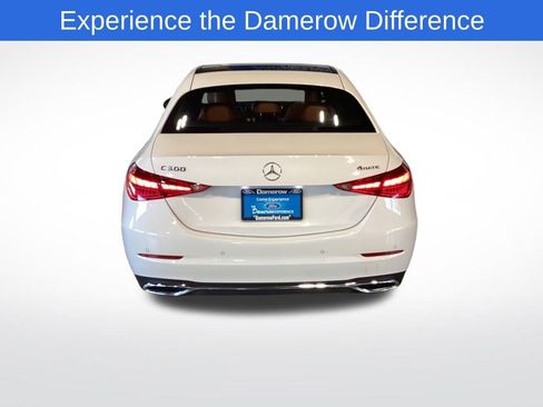 Used 2022 Mercedes-Benz C 300 4MATIC Sedan image 4