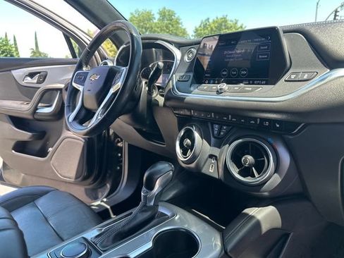 Certified 2020 Chevrolet Blazer LT w/ LPO, Black Grille Bar Package FWD image 27