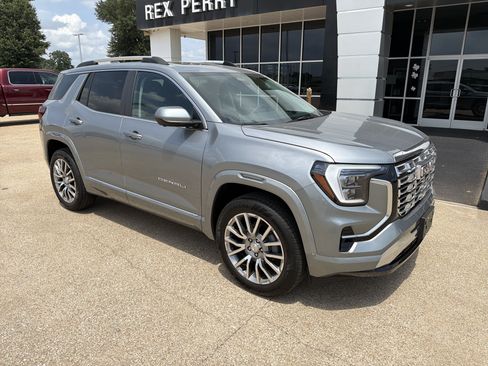 Used 2027 GMC Terrain Denali w/ LPO, Floor Liner Package AWD/4WD image 3