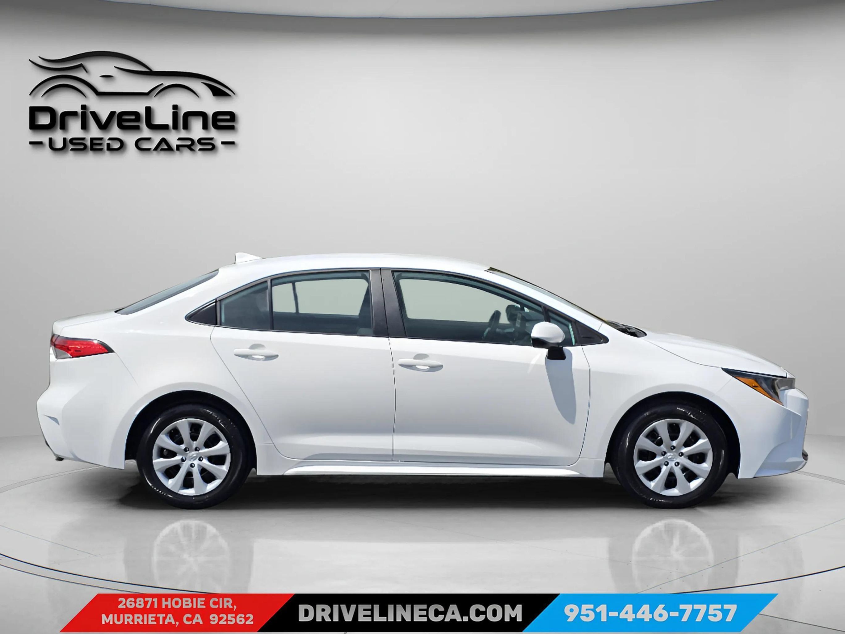 Used 2025 Toyota Corolla LE FWD image 11