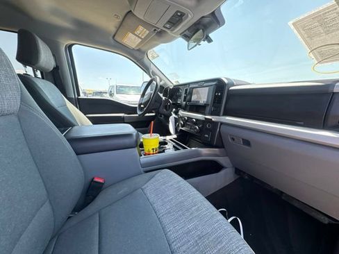 Used 2025 Ford F250 XLT w/ FX4 Off-Road Package AWD/4WD image 5