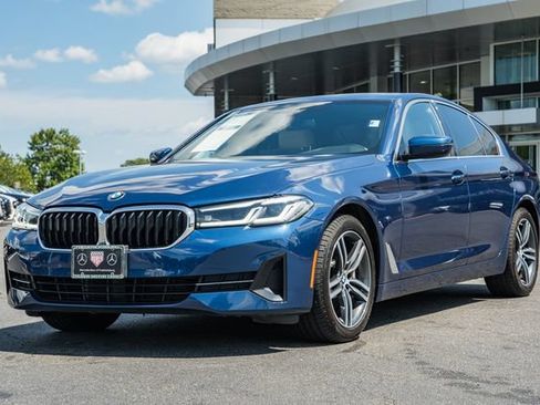Used 2023 BMW 530i xDrive w/ Convenience Package AWD/4WD image 3