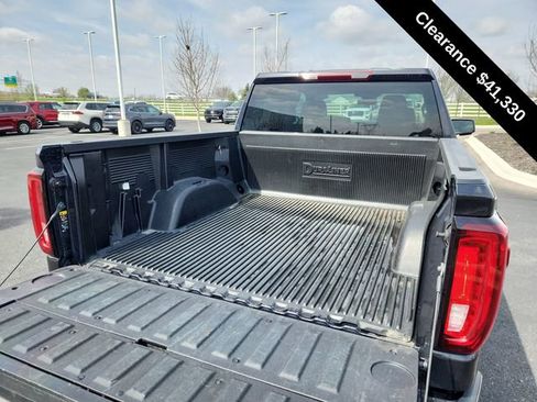 Used 2025 GMC Sierra 1500 SLT image 25
