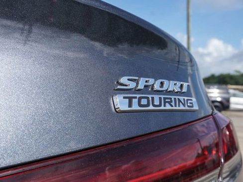 Used 2025 Honda Civic Sport Touring image 4