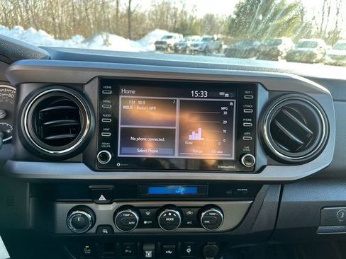 Certified 2023 Toyota Tacoma TRD Off-Road w/ Technology Package image 35